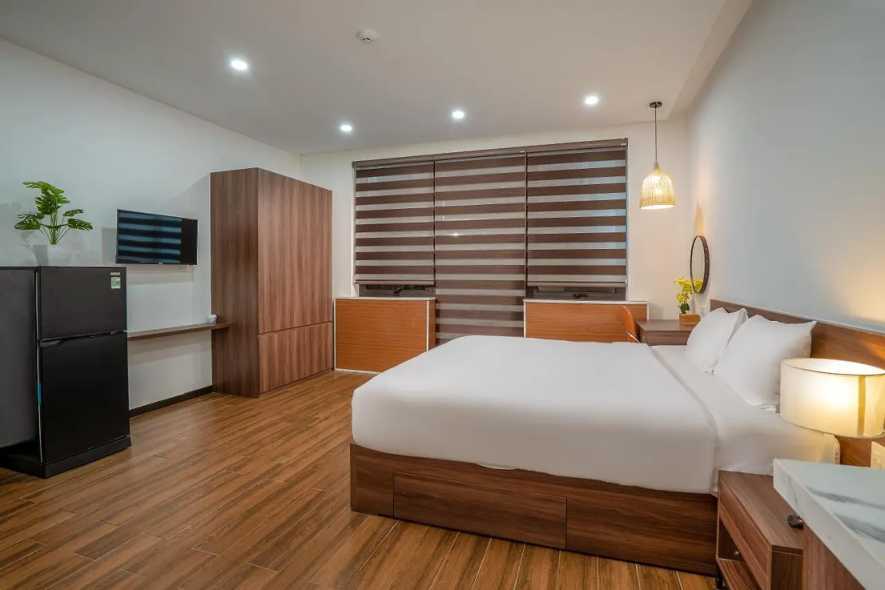 Dragon View Riverfront Hotel Da Nang 3*,